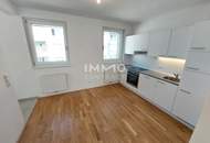 Kleine 2-Zimmer-Balkon-Wohnung. Miete ohne Garage 821 p.m. Schenkendorfgasse78 w7