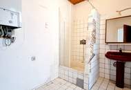 Bring Ideen mit. Der Rest ist da! Tolle Familienwohnung/WG - Selbst Gestalten! Sanierungsbedürftige Altbauwohnung! U-Bahn ums Eck + Traumhaft renoviertes Altbauhaus + Optimalste Infrastruktur und Anbindung!