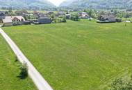 1.000 m² Bauland mit anschließender großer Wiese - ALLES SONNIG und EBEN mit HERRLICHEM AUSBLICK !