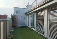 Moderne DG-Wohnung mit Terrasse!