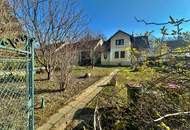 Wohnhaus mit Sanierungsbedarf und großem Potenzial in ruhiger Lage!