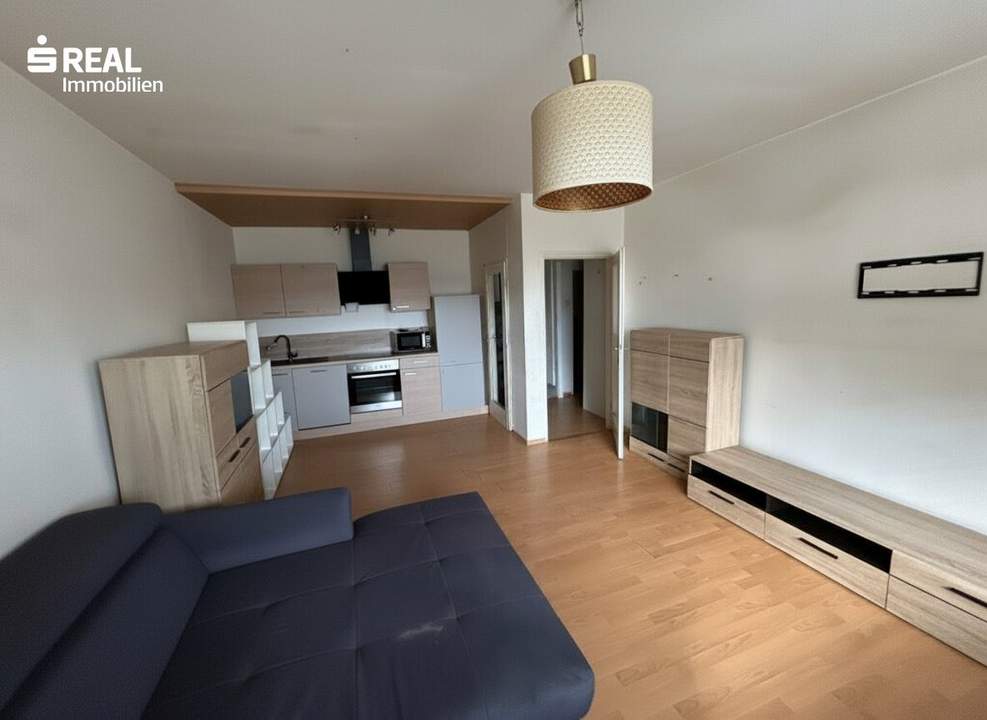 Wohnung mit Loggia in zentraler Lage