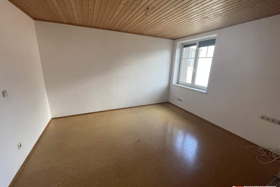 Helle und gemütliche 3-Zimmer-Wohnung in Berndorf – 91,59 m² inkl. Parkplatz, Wohnung-miete, 1.066,17,€, 2560 Baden