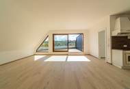 "Seeblick-Loft!" Traumhafte Dachgeschosswohnung im Kernzentrum von Velden