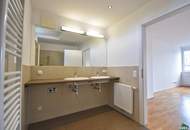 Helle 5-Zimmer-Wohnung mit Westbalkon, Klimaanlage und Tiefgarage