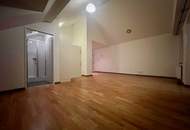 Tolles Loft mit Balkon - verfügbar ab Oktober 2026