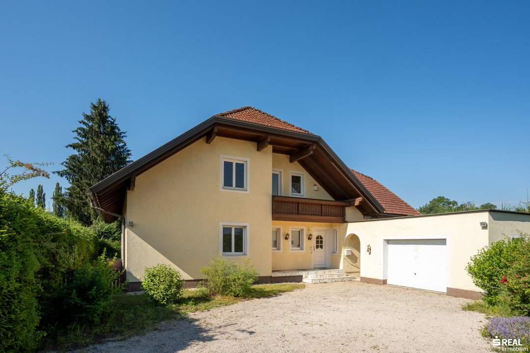Großzügiges Ein/Zweifamilienhaus mit Potential in Ebenthal: Garten, Terrasse &amp; Garage inklusive!
