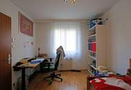 Familienfreundliches Reihenhaus mit Garten und Garage im Ortskern