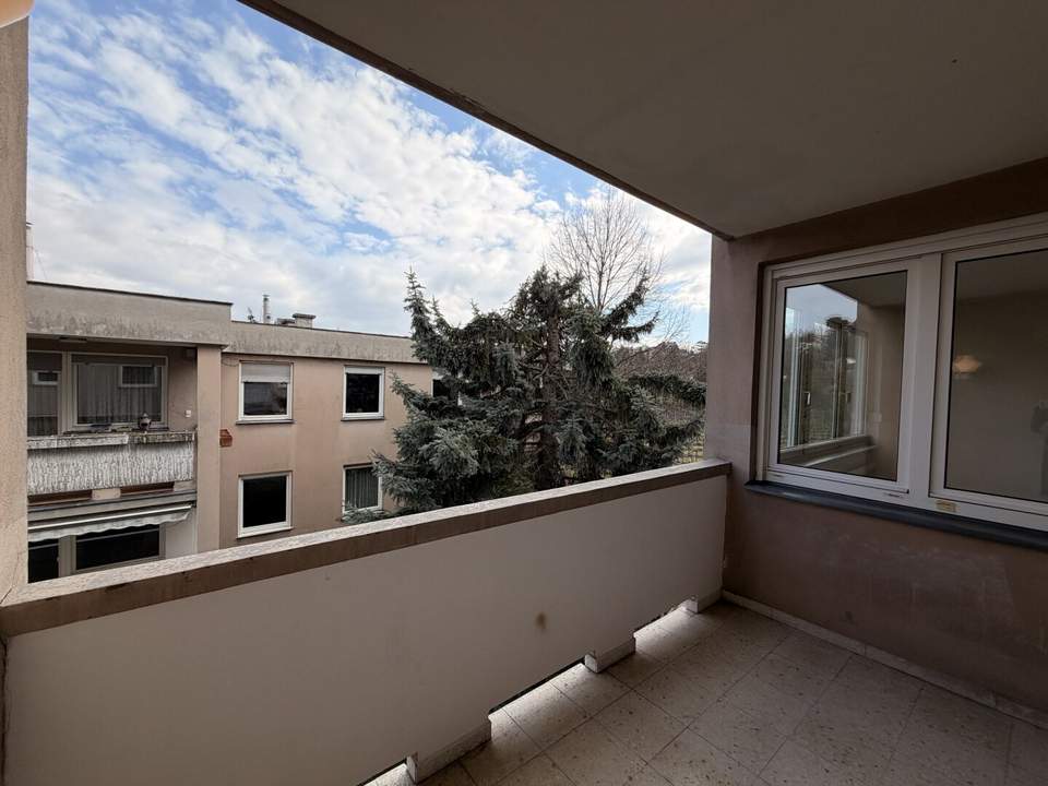 Krottenbachstraße - 3 Zimmer Neubau mit Loggia und Garage zu vermieten