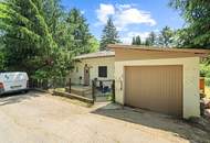 Zwei Häuser. Ein Rückzugsort. Ihre grüne Oase vor den Toren Wiens.