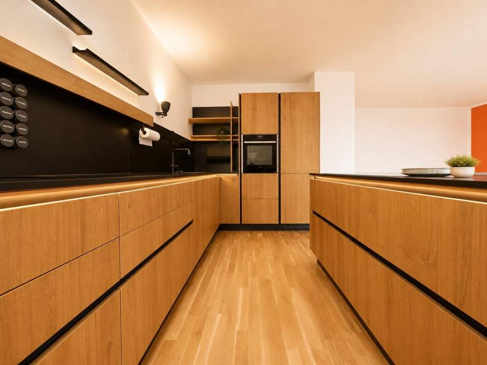 "Designküche mit Kücheninsel | 3 Zimmer | Hochwertig saniert | Loggia | U1 Troststraße"