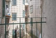 Nähe Wertheimsteinpark: freundliche geräumige 3 Zimmer Altbauwohnung // ab sofort