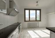 Ruhig gelegene 3 Zimmer Wohnung mit 40m² Terrasse im 9. Liftstock!