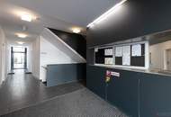 Helle Balkonwohnung, 3. Stockwerk, sehr ruhig, U-Bahn-nähe, Garagenplatz