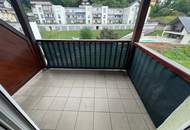 Sonnige Wohnung mit Balkon!