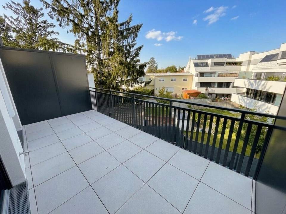 Balkontraum an der Aspernstraße - absolute Hofruhelage - Klimaanlage + Garagenstellplatz !