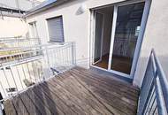 WASAGASSE, FERNBLICK, sonniges 92 m2 Dachgeschoß mit 6 m2 Balkon, 3 Zimmer, Wohnküche, 2 Bäder, Parketten, Hofruhelage