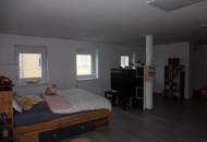 Charmantes Einfamilienhaus mit großem Grundstück und Stadl!