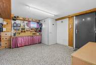 "Gepfelgter Bungalow mit Garten in Oberhausen"