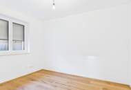 Doppelhaus mit 4 Schlafzimmer und großer Doppelgarage