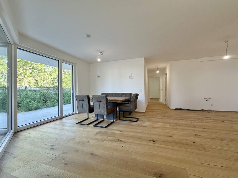 Terrassentraum &amp; Gartenidylle – 124 m² Außenfläche inklusive I Photovoltaikanlage | Fußbodenkühlung &amp; -heizung | Garage !