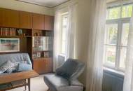 Gediegene Stadtvilla in gutem Originalzustand mit schönem Garten