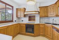 Charmantes Einfamilienhaus mit Terrasse, Garage und Kamin in Götzendorf, sanierungsbedürftig