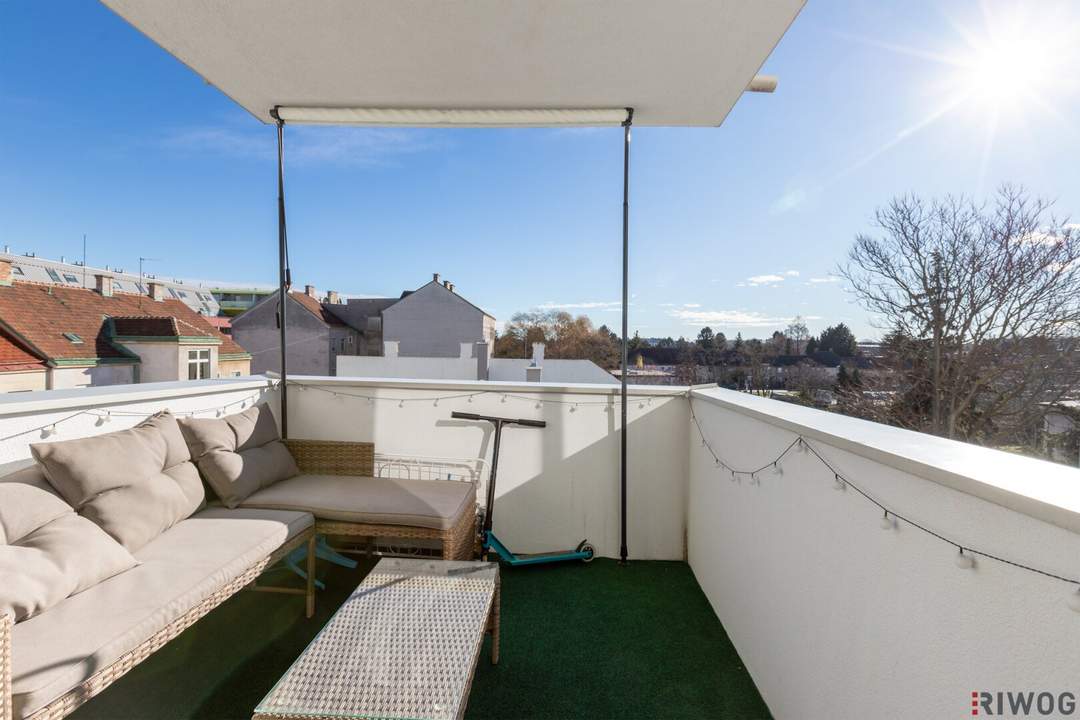 Helle Balkonwohnung, 3. Stockwerk, sehr ruhig, U-Bahn-nähe, Garagenplatz