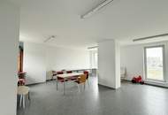 Charmante 2-Zimmer-Wohnung mit Balkon, Lift und Pool