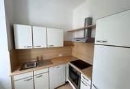 UNBEFRISTETES MIETVERHÄLTNIS 3 ½ Zimmer-Altbauwohnung im Herzen der Stadt!