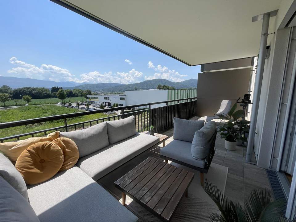 Moderne 2-Zimmer-Wohnung mit großem Balkon und Panoramablick inkl. Tiefgaragenstellplatz