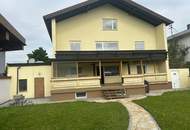 2 Familienhaus mit Pool und Outdoorküche/Poolhaus - Garage für 3 Autos -SOFORT VERFÜGBAR-DACHBODEN AUSBAUBAR