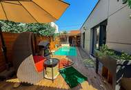 Modernes Holz-Bungalow mit Pool, Sauna & Südgarten | Wohnen wie im Urlaub in 1210 Wien
