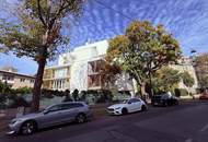 Silbergasse: Klimatisierte DG-Wohnung mit 86m² Terrassenfläche, 4 Zimmern, 2 Bädern !!!