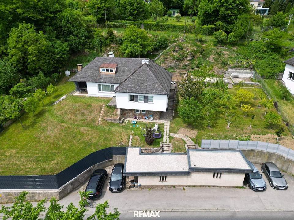 Familiendomizil mit Weitblick auf großzügigen Grundstück in Steyr Tabor