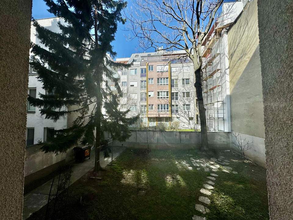 Sanierungsbedürftige Eigentumswohnung nähe U-Bahn U3 Zippererstraße