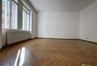 ROHDIAMANT IN TOPLAGE! U6 DIREKT. SANIERUNGSBEDÜRFTIGE 3,5 ZIMMER. FISCHGRÄTPARKETT.