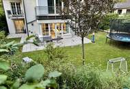 Großer Eigengarten: 4-Zimmer-Wohnung mit Saunahäuschen