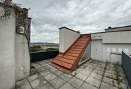 1040! 4 Zimmer Dachgeschoss-Wohnung mit ca. 32 m² großer Terrasse mit traumhaften Fernblick
