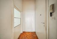 Sanierungsbedürftiger Stilaltbau!
