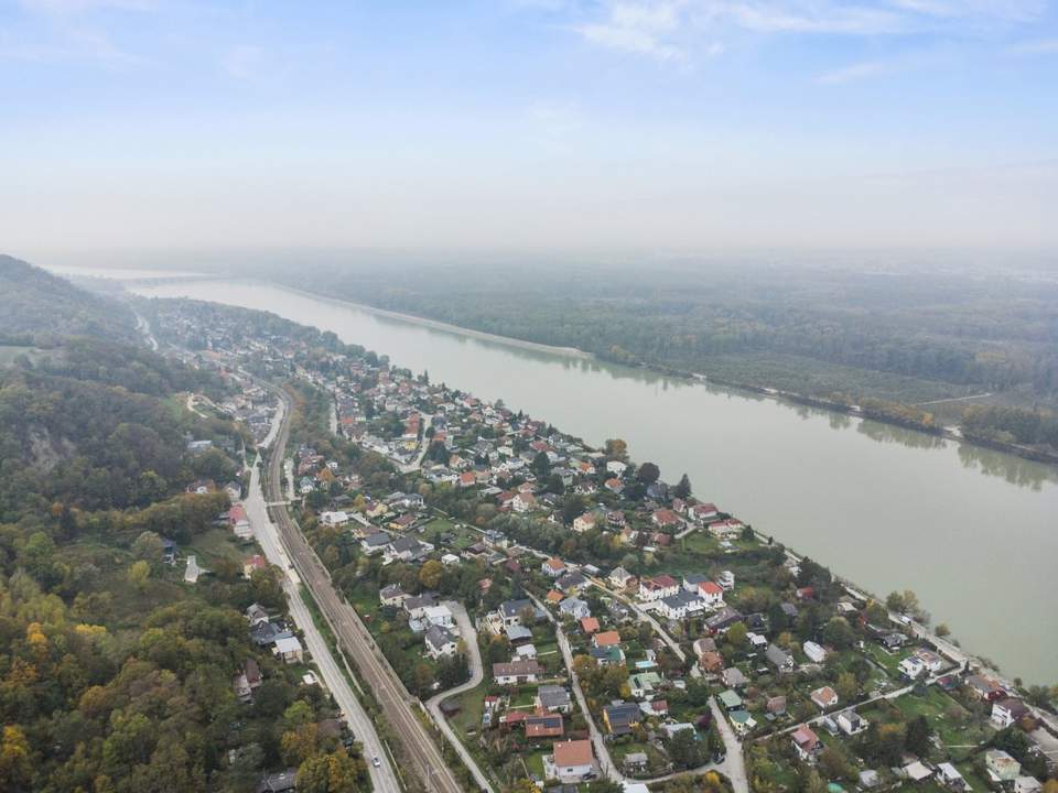 ++ RARITÄT an der DONAU ++ mit eigenem WALD - siehe VIDEO