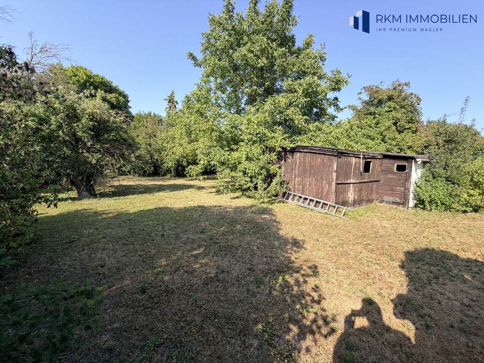 Großes Baugrundstück 1074m² in 1220 Wien – *EIGENGRUND*
