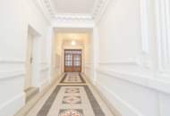 Traumhafte Dachgeschosswohnung im Herzen des 5. Bezirks ab 2030 direkt neben der U 2