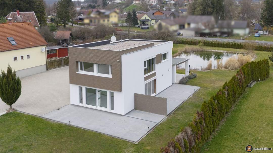 Hannersdorf: Modernes Haus mit großem Garten und Badeteich!