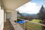 Moderne Einfamilien-Villa mit Pool in Aussichtslage