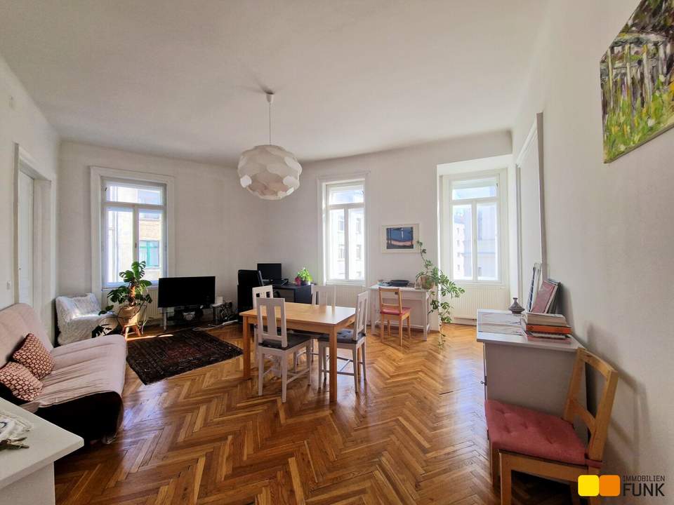 Bezaubernde, helle 3-Zimmer Altbauwohnung