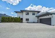 Wohnrarität in Mieming! Modernes Zweifamilienhaus mit Pool, Garten &amp; Panoramablick in Bestlage