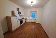 Gemütliche 2-Zimmer Wohnung mit kleiner Terrasse am Stadtplatz 16,