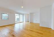 First occupancy! Modern top floor flat with open space in a quiet location