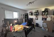 Eckreihenhaus mit großer Terrasse und Stellplatz!